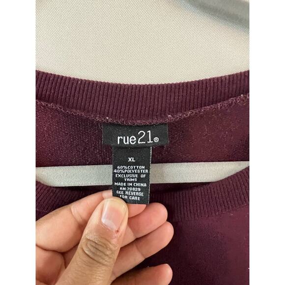 Rue 21 Red and Grey Long Sleeve Embroidered  Top XL - Picture 2 of 4